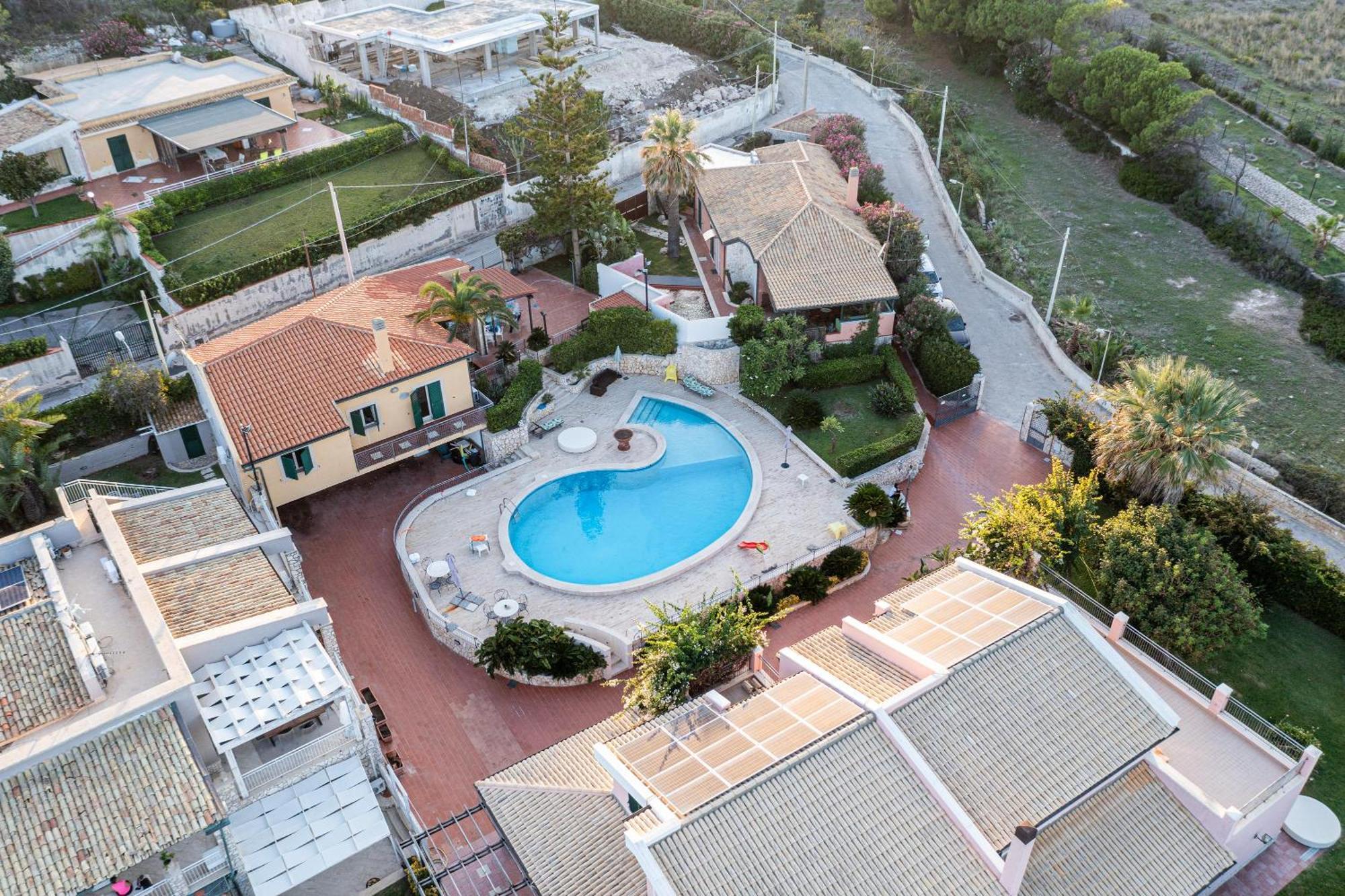 아우구스타 Fronte Spiaggia Zoe 빌라 외부 사진